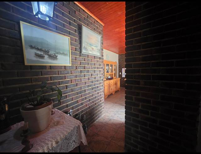 4 BEDROOM HOUSE FOR SALE IN VANDERBIJLPARK SW 2